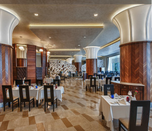 MaxxRoyal Hotel Restaurants & Bars 3